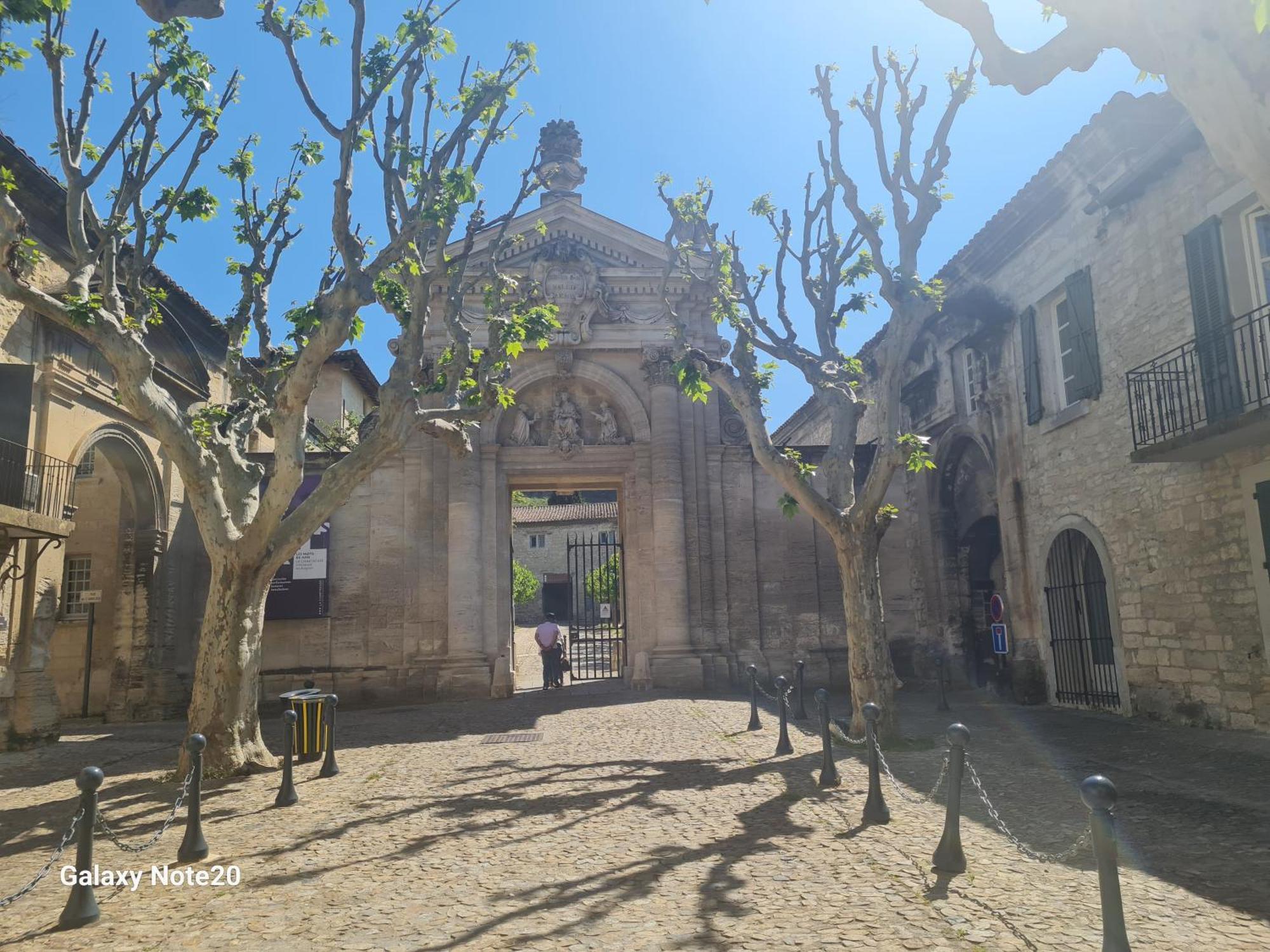 Maison De Charme Villeneuve Les Avignon Villeneuve-les-Avignon Bagian luar foto